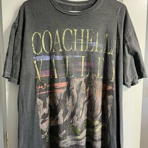 Women’s Graphic Tee